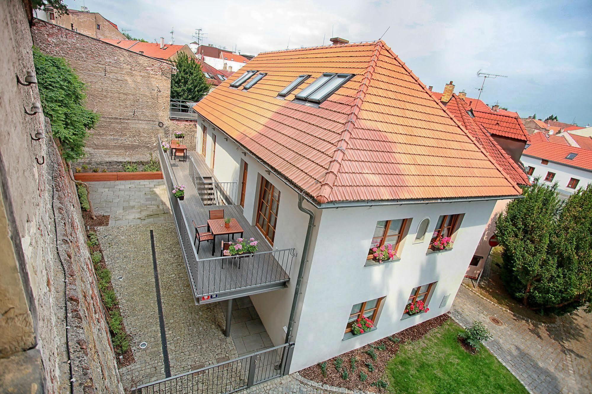 Penzion Dobré Časy Poděbrady Exterior foto